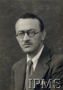 1942-1950, Tengeru, Tanganika.
Osiedle dla polskich uchodźców. Dyrektor Szkoły Mechanicznej Feliks Dutczak.
Fot. NN, kolekcja: Osiedla polskie w Afryce, Instytut Polski i Muzeum im. gen. Sikorskiego w Londynie