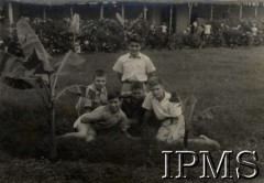 1942-1946, Masindi, Uganda.
Osiedle dla polskich uchodźców. Uczniowie Szkoły Powszechnej nr 1.
Fot. NN, kolekcja: Osiedla polskie w Afryce, Instytut Polski i Muzeum im. gen. Sikorskiego w Londynie