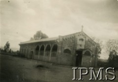 1946-1947, Nakuru (?), Kenia. 
Budynek kościoła.
Fot. NN, kolekcja: Osiedla polskie w Afryce, Instytut Polski i Muzeum im. gen. Sikorskiego w Londynie