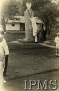 1944-1945, Morogoro, Tanganika (obecnie Tanzania).
Osiedle dla polskich uchodźców. Odsłonięcie pomnika.
Fot. NN, kolekcja: Osiedla polskie w Afryce, Instytut Polski i Muzeum im. gen. Sikorskiego w Londynie