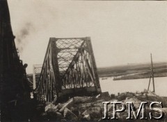 1919, rzeka Jasiołda, Polska.
Wojna polsko-bolszewicka. Most na Jasiołdzie.
Fot. NN, Instytut Polski im. gen. Sikorskiego w Londynie [Kolekcja nr 80 - ppłk. dypl. Jerzy Grobicki, szef sztabu 9 D.P. - Walki 9 Dywizji Podlaskiej o Pińsk i Łuniniec w 1919]
