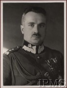 1920-1939, Polska.
Gen. dyw. Kazimierz Sosnkowski - inspektor armii (od 1927 r.), portret w mundurze.
Fot. NN, Instytut Polski im. Gen. Sikorskiego w Londynie [album 4-B1]