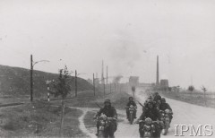 Październik 1938, Czechosłowacja.
Podpis oryginalny: 