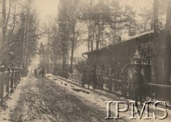 1916, Baranowicze.
Ulica przed kwaterą por. Stanisława Siczka.
Fot. por. Stanisław Siczek – dowódca kompanii CKM, Instytut Polski im. Gen. Sikorskiego w Londynie [ALBUM LEGIONÓW nr 20003 – 2 pułku piechoty Legionów Polskich]