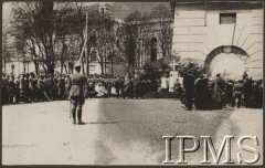 1917, Pułtusk
Uroczystości wręczenia sztandaru 5 pułku piechoty Legionów przez obywateli Ziemi Pułtuskiej.
Fot. por. Stanisław Siczek – dowódca kompanii CKM, Instytut Polski im. Gen. Sikorskiego w Londynie [ALBUM LEGIONÓW nr 20003 – 2 pułku piechoty Legionów Polskich]
