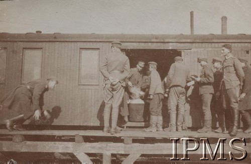 Wiosna 1919, Przemyśl.
Wojna polsko-ukraińska. Załoga pociągu pancernego P.P.3, 