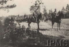 Przed 1939, brak miejsca.
Oddział kawalerzystów na koniach.
Fot. Aleksandrowicz, Instytut Polski im. Gen. Sikorskiego w Londynie [Kolekcja nr 127]