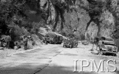 11-18.05.1944, Cassino, Włochy.
Walki 2 Korpusu Polskiego pod Monte Cassino.
Fot. Felicjan Maliniak, Instytut Polski i Muzeum im. gen. Sikorskiego w Londynie, album negatywowy L-I Monte Cassino, płachta 38