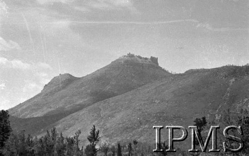 Maj 1944, Cassino, Włochy.
Klasztor na górze Monte Cassino.
Fot. por. Ostrowski, Instytut Polski im. Gen. Sikorskiego w Londynie [album negatywowy L-II Monte Cassino] - płachta 1