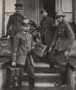 Listopad 1918, Warszawa, Polska.
Niemieccy żołnierze opuszczają Warszawę.
Fot. NN, Instytut Polski i Muzeum im. gen. Sikorskiego w Londynie [szuflada nr 20 – Walki o niepodległość]