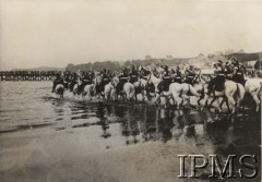 1932, Gdynia, Polska.
1 Święto Morza Brygady Kawaleryjskiej 