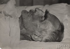 1935, Polska.
Zwłoki Marszałka Józefa Piłsudskiego.
Fot. NN, Instytut Polski i Muzeum im. gen. Sikorskiego w Londynie [teczka nr 40]