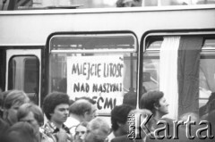 3-5.08.1981, Warszawa, Polska.
Strajk Miejskich Zakładów Komunikacyjnych, blokada ronda na skrzyżowaniu Alej Jerozolimskich i ulicy Marszałkowskiej. Hasło 