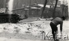 16.12.1981, Katowice, Polska.
Stan wojenny - pacyfikacja strajku w kopalni 
