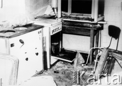 25.06.1976, Radom. 
Wydarzenia radomskie - czerwiec 1976. Zdemolowane wnętrza w budynku KW PZPR - zaplecze bufetu.
Fot. NN, zbiory Ośrodka KARTA [sygn. OK 010631]

