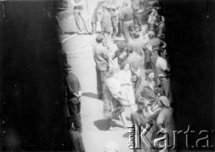 25.06.1976, Radom, Polska.
Wydarzenia radomskie - czerwiec 1976. Pracownicy gromadzący się na terenie Zakładów 