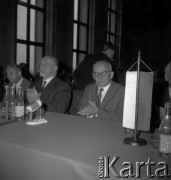 27-28.09.1963, Kraków, Polska.
Wizyta w Hucie im. Lenina delegacji partyjno-rządowej NRD na czele z przewodniczącym Rady Państwa Walterem Ulbrichtem (2. od lewej). 1. po prawej siedzi I sekretarz KC PZPR, Władysław Gomułka.
Fot. Stanisław Gawliński, zbiory Ośrodka KARTA