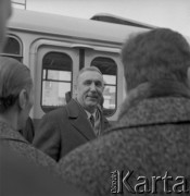 1971, Kraków, Polska.
Delegacja partyjna pod przewodnictwem I sekretarza KC PZPR Edwarda Gierka z wizytą w Hucie im. Lenina. 
Fot. Stanisław Gawliński, zbiory Ośrodka KARTA
