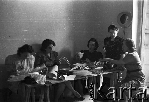 1943, Teheran, Iran.
Wytwórnia artystyczna.
Fot. Zygmunt Klemensiewicz, zbiory Ośrodka KARTA [sygn. B 149]

