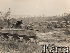 Maj 1944, Cassino, Włochy.
Bitwa pod Monte Cassino. Czołgi aliantów przed akcją bojową.
Fot. NN, zbiory Instytutu Józefa Piłsudskiego w Londynie
