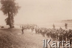1915-1916, brak miejsca.
Żołnierze I Brygady Legionów w marszu.
Fot. NN, zbiory Instytutu Józefa Piłsudskiego w Londynie