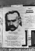 1985, Warszawa, Polska.
Klepsydry na kościele Najświętszego Zbawiciela.
Fot. Kacper Mirosław Krajewski, zbiory Ośrodka KARTA