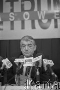 1995, Warszawa, Polska.
Konferencja prasowa liderów Partii Republikanie, na zdjęciu prof. Zbigniew Religa.
Fot. Kacper M. Krajewski, zbiory Ośrodka KARTA