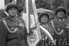Sierpień 1995, Radzymin k/Warszawy, Polska.
Uroczyste obchody 75 rocznicy Bitwy Warszawskiej, na zdjęciu poczet sztandarowy.
Fot. Kacper M. Krajewski, zbiory Ośrodka KARTA