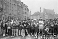11.11.1995, Warszawa, Polska.
Bieg Niepodległości, na zdjęciu zawodnicy na starcie na ulicy Krakowskie Przedmieście.
Fot. Kacper M. Krajewski, zbiory Ośrodka KARTA