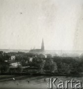 Marzec 1946, Flensburg, Niemcy.
Panorama miasta z kościołem św. Mikołaja.
Fot. NN, zbiory Ośrodka KARTA, album Zofii i Czesława Michalskich, przekazał Adam Pyrek