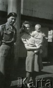 Sierpień 1947, Travemunde/k.Lubeki, Niemcy.
Repatrianci powracający do Polski.
Fot. NN, zbiory Ośrodka KARTA, album Zofii i Czesława Michalskich, przekazał Adam Pyrek
