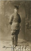 9.07.1915, brak miejsca.
Żołnierz w mundurze armii austro-węgierskiej.
Fot. NN, zbiory Ośrodka KARTA, kolekcja Ryszarda Łopatki