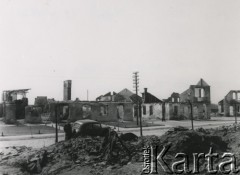 19.04.1940, Kurów. 
Zniszczone bombardowaniami miasto.
Fot. F. Krabicka, zbiory Ośrodka KARTA, udostępniła Agata Bujnowska
