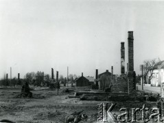 19.04.1940, Markuszów. 
Miasteczko zniszczone bombardowaniami.
Fot. F. Krabicka, zbiory Ośrodka KARTA, udostępniła Agata Bujnowska