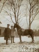 1916, Nowy Dwór, Polska.
I wojna światowa, 1. z lewej stoi Władysław Zaleski.
Fot. NN, zbiory Ośrodka KARTA, udostępniła Barbara Krzystek