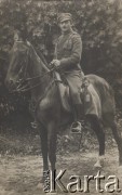 1919, Mińsk Mazowiecki, Polska.
Legionista Stefan Martyka z 2 Pułku Ułanów. Służył w orkiestrze legionowej, grał na trąbce.
Fot. NN, zbiory Ośrodka KARTA, Pogotowie Archiwalne [PAF_052], udostępnił Wiesław Gawinek