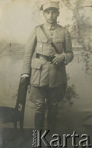 Ok. 1920, Warszawa, Polska.
Władysław Grochola mundurze Armii gen. Hallera.
Fot. NN, zbiory Ośrodka KARTA, przekazała Wiesława Grochola