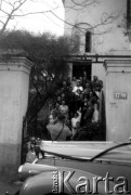1939-1942, Palestyna.
Żołnierze polscy wraz z gośćmi weselnymi.
Fot. NN, zbiory Ośrodka KARTA, przekazała Wiesława Grochola