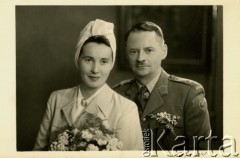 1946, Egipt.
Hanna i Roman Guziorscy w dniu zaślubin.
Fot. NN, zbiory Ośrodka KARTA, album przekazała Wiesława Grochola