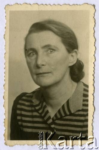 Po 1945, Biała Krakowska, woj. śląskie, Polska.
Maria Staszkiewicz z domu Hylińska (1896-1972), wdowa po Karolu Staszkiewiczu, kapitanie 3 Pułku Strzelców Podhalańskich Wojska Polskiego oraz oficera Armii Krajowej, macocha Witolda i Wacława.
Fot. NN, kolekcja Witolda Staszkiewicza, zbiory Ośrodka KARTA 
