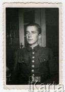Sierpień 1940, Biała Krakowska, Prowincja Górny Śląsk, III Rzesza Niemiecka.
Witold Staszkiewicz w mundurze.
Fot. NN, kolekcja Witolda Staszkiewicza, zbiory Ośrodka KARTA