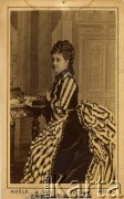 II poł. XIX wieku, Wiedeń, Cesarstwo Austro-Węgierskie.
Adelina Patti (1843-1919) - włoska śpiewaczka sopranowa.
Fot. K.K. Hof - Atelier Adele Wien, kolekcja Witolda Staszkiewicza, zbiory Ośrodka KARTA