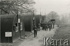 Ok. 1946-1947, Wielka Brytania.
Obóz wojskowy, baraki 2. Warszawskiego Szwadronu Żandarmerii.
Fot. NN, zbiory Ośrodka KARTA, udostępniła Anna Kołodziejska