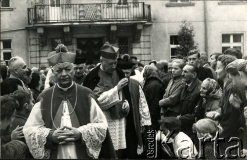 1968, Polska.
Spotkanie Józefa Dubickiego z prymasem Stefanem Wyszyńskim.
Fot. NN, kolekcja Barbary Hulanickiej, zbiory Ośrodka KARTA