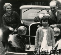 1938, Polska.
Maria i Stefan Pronaszko z córką Dorotą w drodze nad Morze Bałtyckie.
Fot. NN, zbiory Ośrodka KARTA, przekazał Emil Mieszkowski