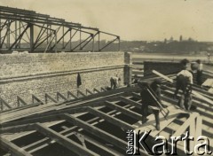 1927-1929, Płock, Polska.
Budowa Elektrowni Miejskiej w Radziwiu.
Fot. NN, zbiory Ośrodka KARTA
