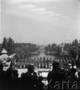 1936, prawdopodobnie Stambuł, Turcja.
Polscy harcerze podczas uroczystości.
Fot. NN, kolekcja Witolda Lis-Olszewskiego, zbiory Ośrodka KARTA