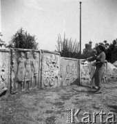 1936, prawdopodobnie Rumunia lub Turcja.
Witold Lis-Olszewski i Henryka Lis-Olszewska podczas podróży zagranicznej.
Fot. NN, kolekcja Witolda Lis-Olszewskiego, zbiory Ośrodka KARTA