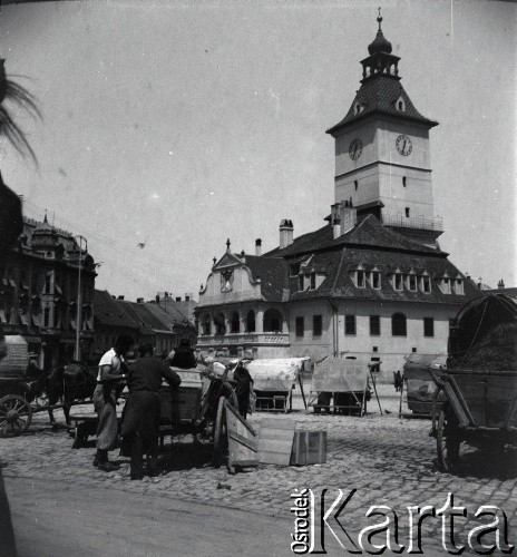 1936, Braszow, Rumunia.
Rynek i ratusz.
Fot. NN, kolekcja Witolda Lis-Olszewskiego, zbiory Ośrodka KARTA