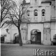 Lata 30., Polska.
Niezidentyfikowany kościół.
Fot. NN, kolekcja Witolda Lis-Olszewskiego, zbiory Ośrodka KARTA
